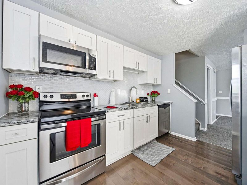 4466 Amwood Street, Columbus, OH 43228 Photo 21