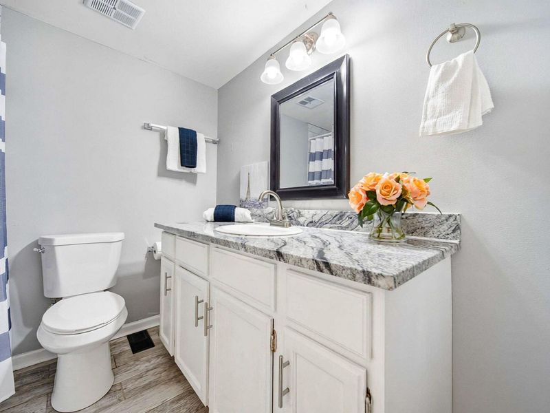 4466 Amwood Street, Columbus, OH 43228 Photo 24