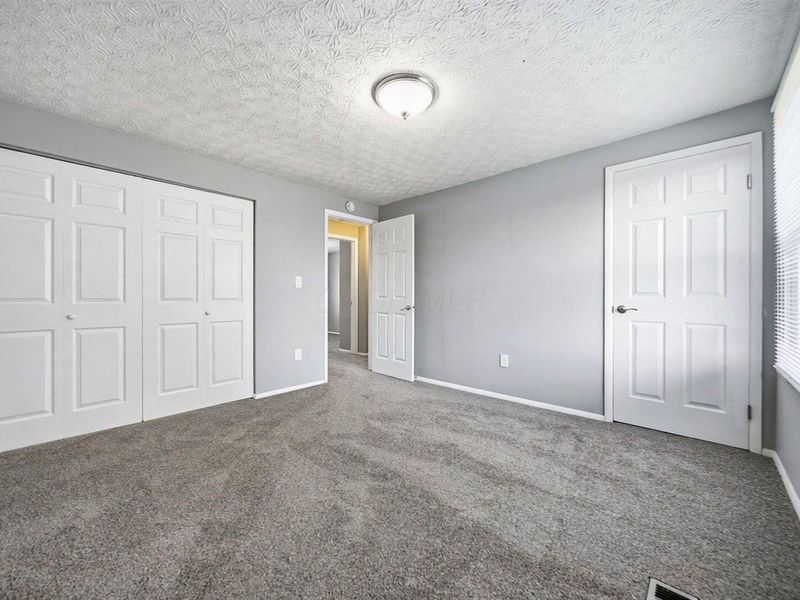 4466 Amwood Street, Columbus, OH 43228 Photo 27