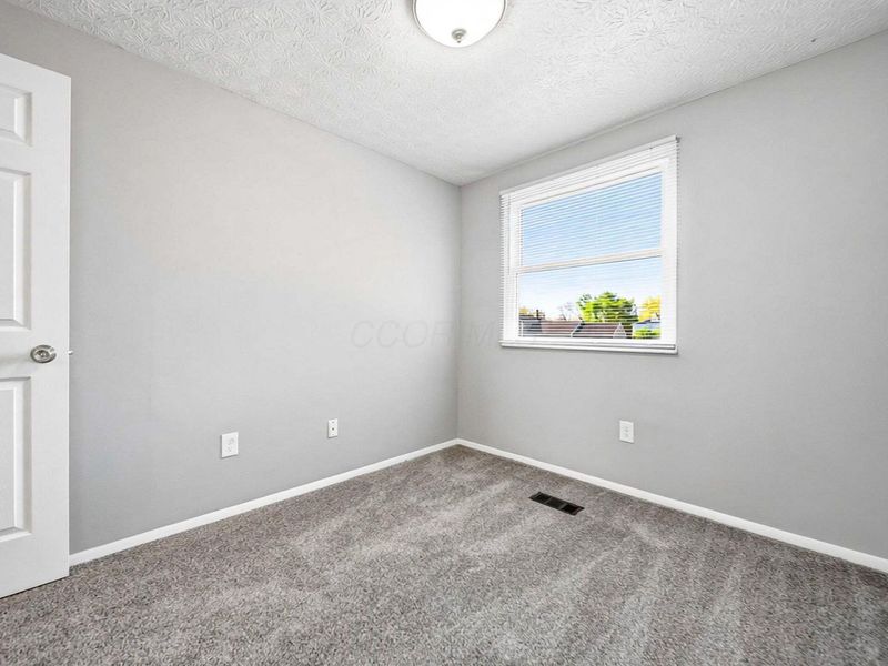 4466 Amwood Street, Columbus, OH 43228 Photo 37