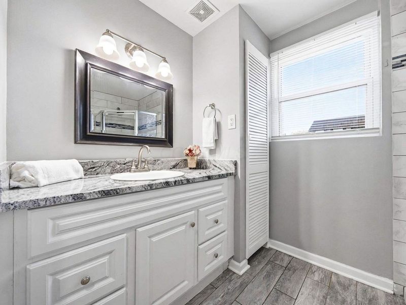 4466 Amwood Street, Columbus, OH 43228 Photo 44