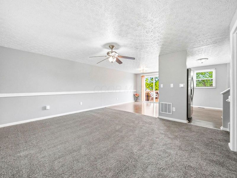 4466 Amwood Street, Columbus, OH 43228 Photo 6