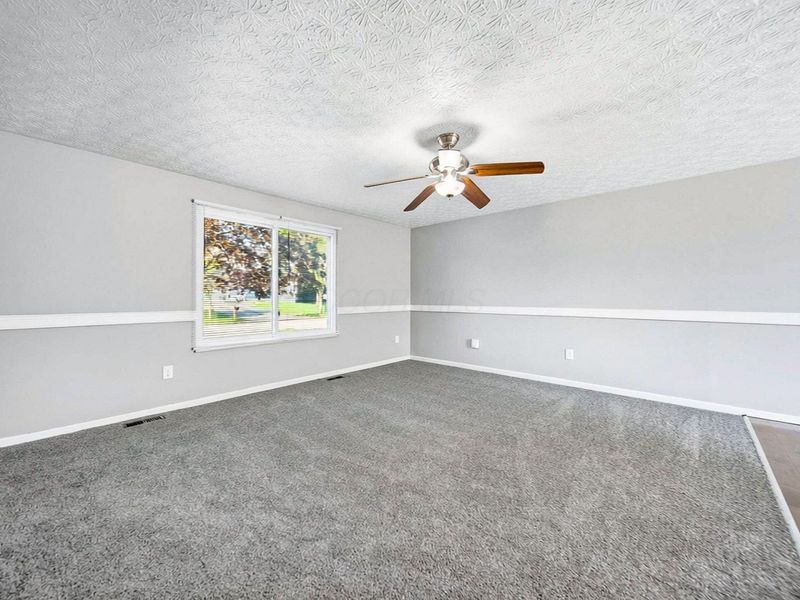 4466 Amwood Street, Columbus, OH 43228 Photo 7