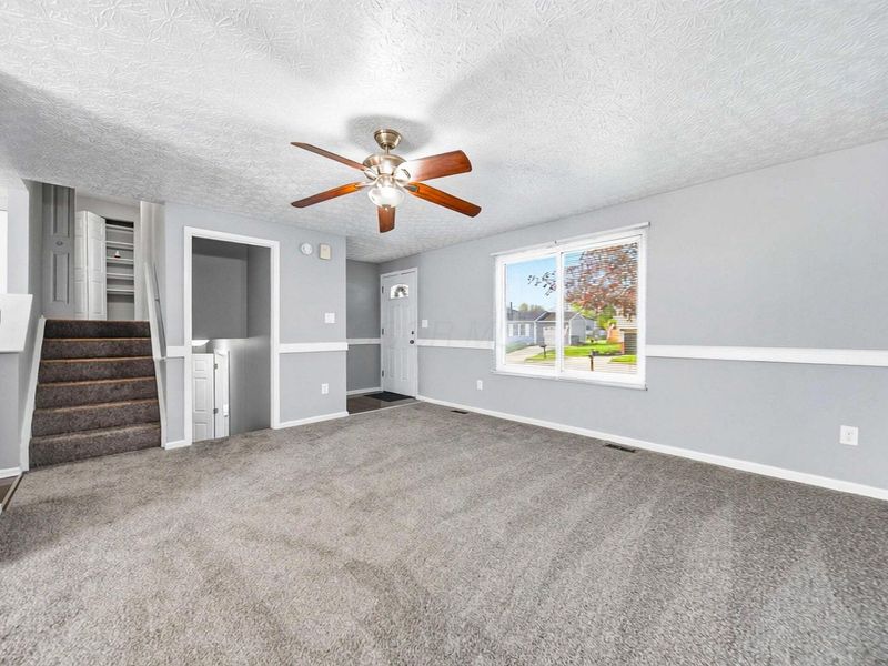 4466 Amwood Street, Columbus, OH 43228 Photo 8