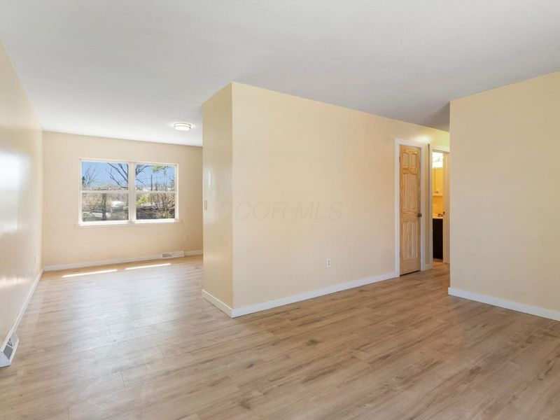 4216 Arbury Lane , Columbus, OH 43224 Photo 4