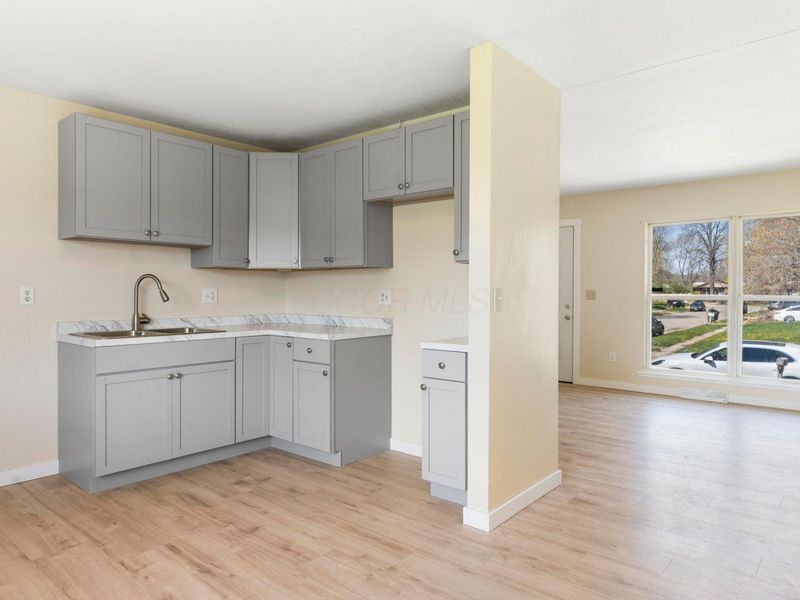 4216 Arbury Lane , Columbus, OH 43224 Photo 5