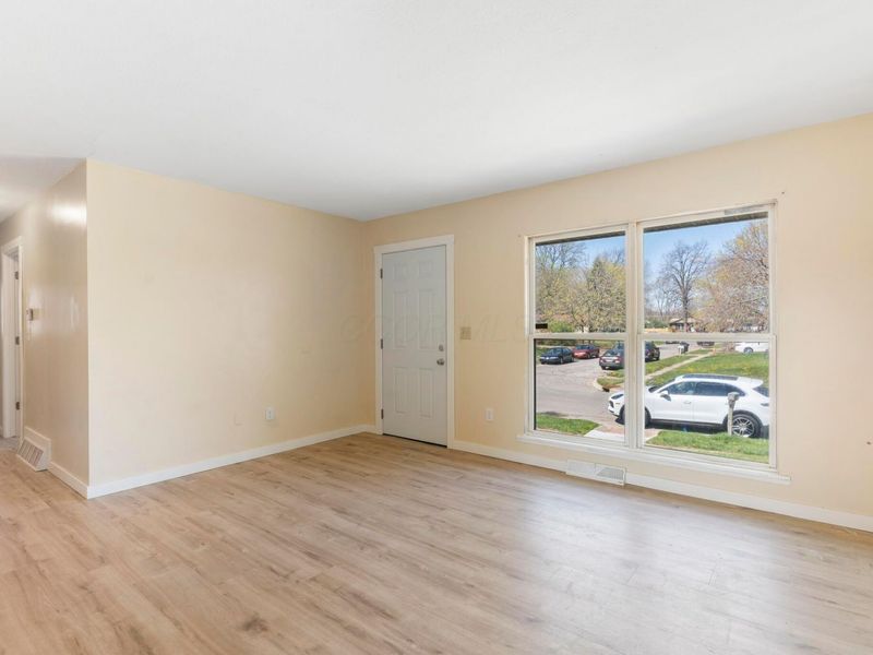 4216 Arbury Lane , Columbus, OH 43224 Photo 8