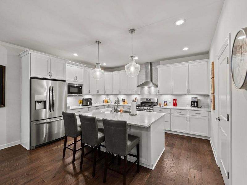 7678 Gateway Boulevard, Powell, OH 43065 Photo 11