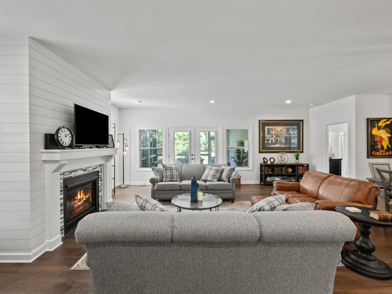 7678 Gateway Boulevard , Powell, OH 43065 Photo 13