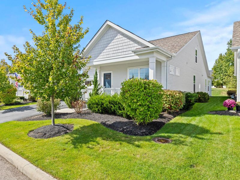 7678 Gateway Boulevard , Powell, OH 43065 Photo 3