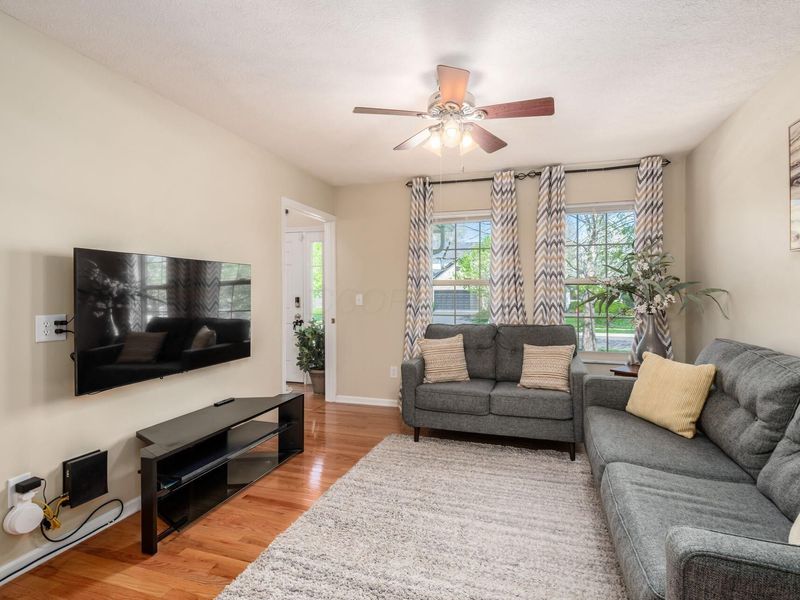 203 Wagon Trail S, Powell, OH 43065 Photo 11