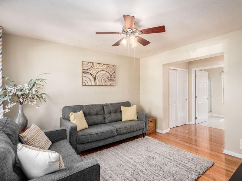 203 Wagon Trail S, Powell, OH 43065 Photo 12