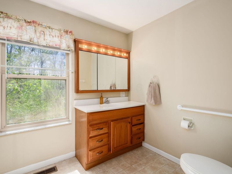 203 Wagon Trail S, Powell, OH 43065 Photo 26