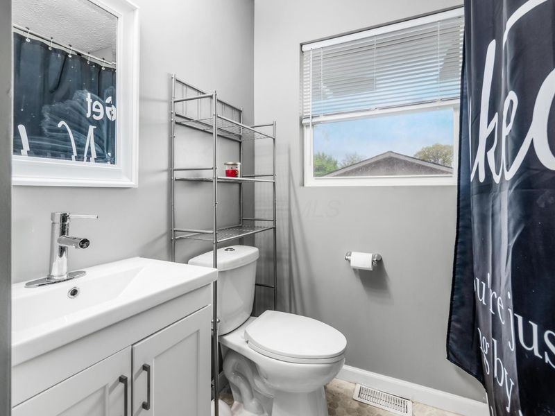 4289 Astor Avenue, Columbus, OH 43227 Photo 12