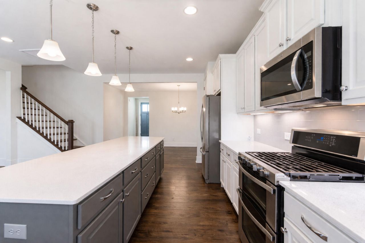 1016 Swamp Harrier Avenue Photo 11