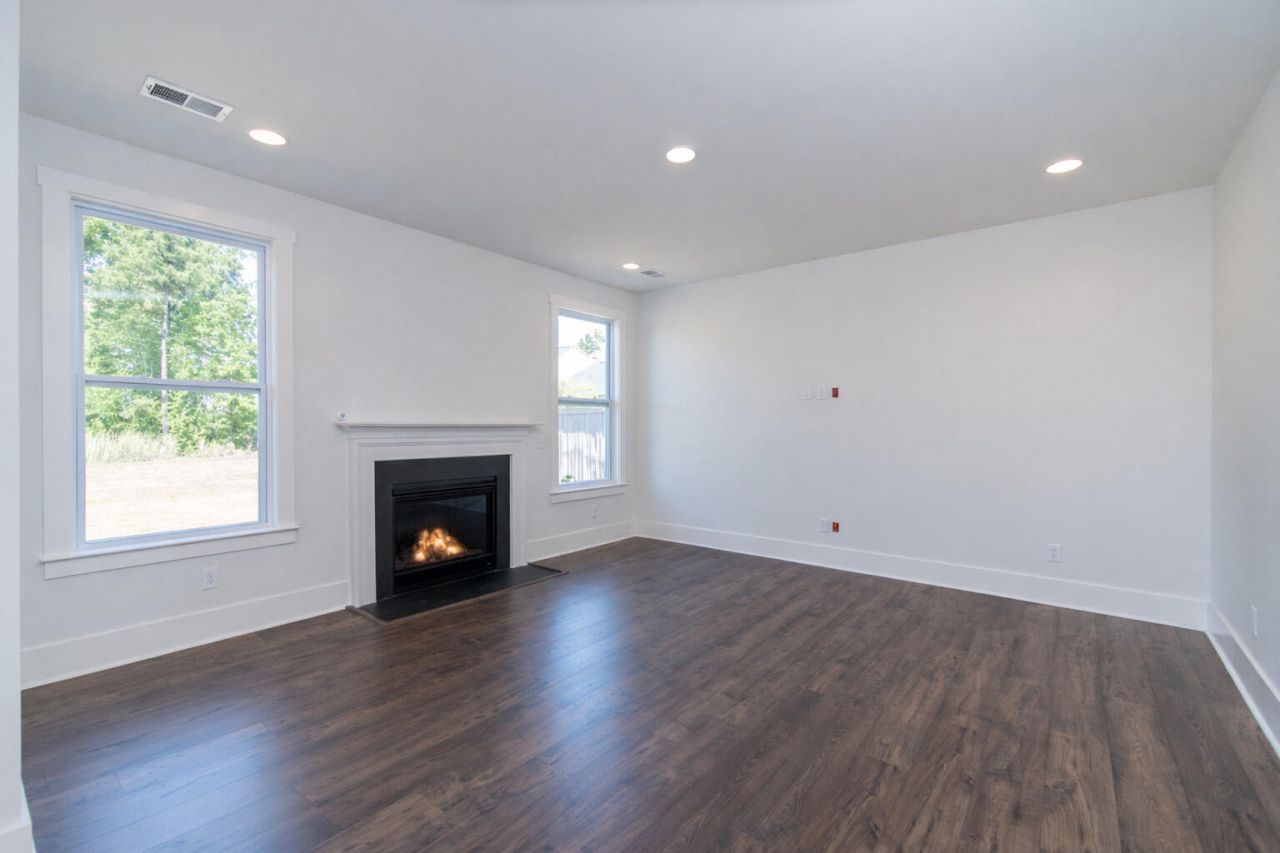 1016 Swamp Harrier Avenue Photo 13