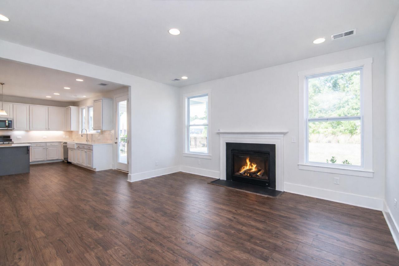 1016 Swamp Harrier Avenue Photo 14