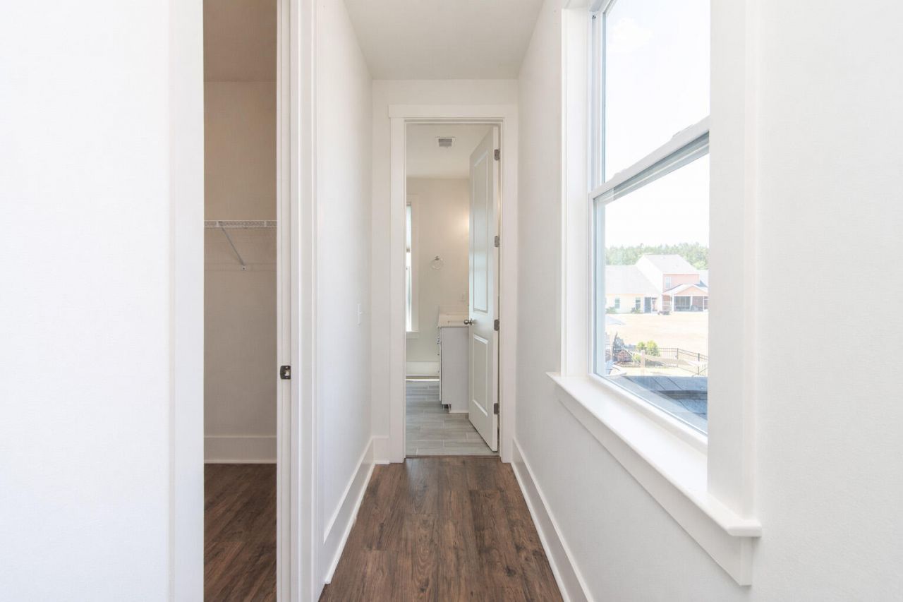 1016 Swamp Harrier Avenue Photo 23