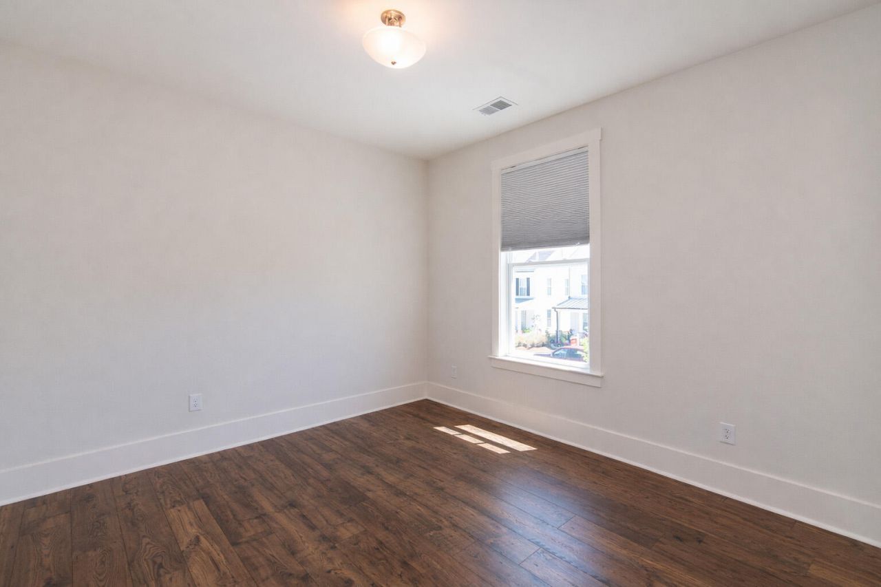 1016 Swamp Harrier Avenue Photo 29