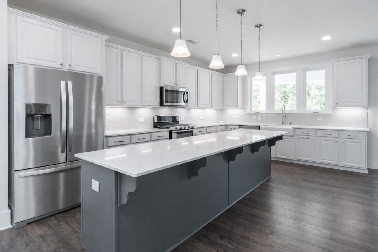 1016 Swamp Harrier Avenue Photo 7