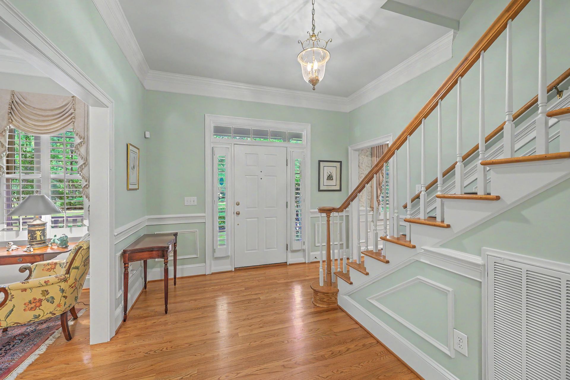 490 Barfield Drive Photo 11