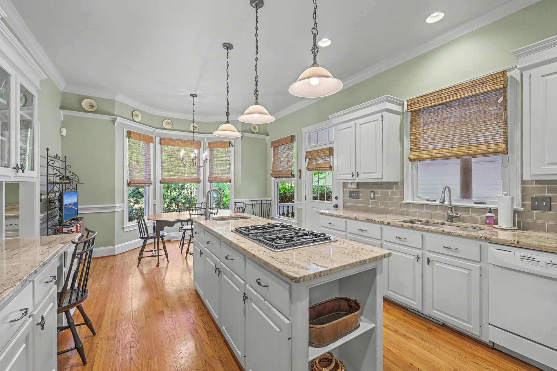 490 Barfield Drive Photo 22