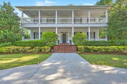 490 Barfield Drive photo 4