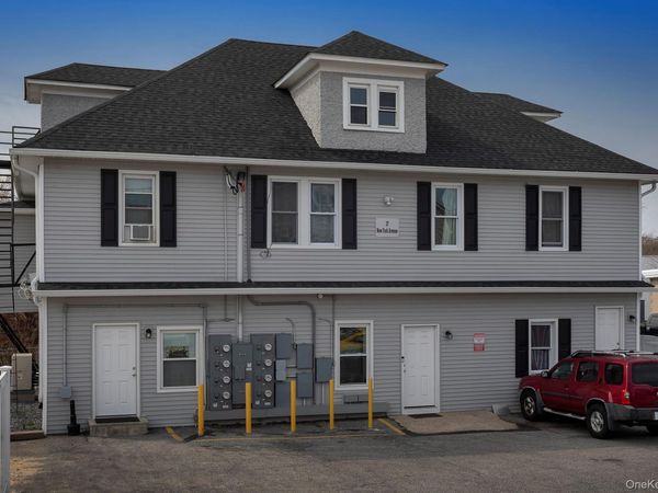 35-1 New York Avenue , Unit 35-1, Huntington, NY 11743