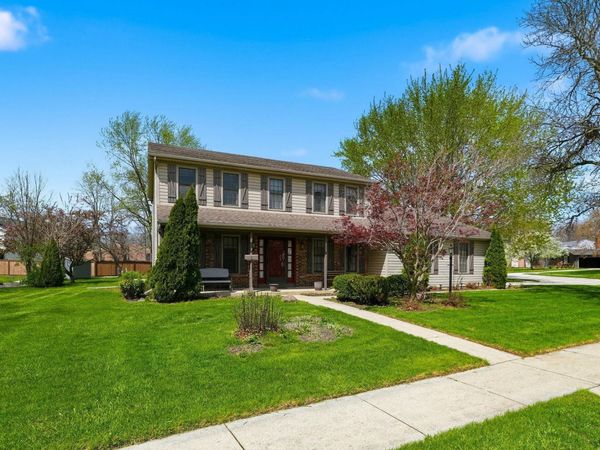 5723 Oak Fall Road, Fort Wayne, IN 46845