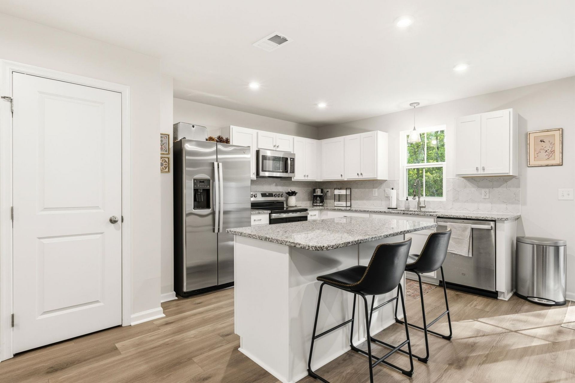 251 Christiana Ln. Photo 10