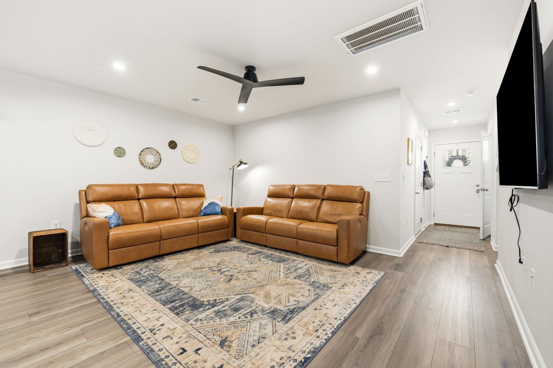 251 Christiana Ln. Photo 7