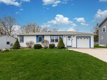 30 Errington Terrace , Orchard Park, NY 14127