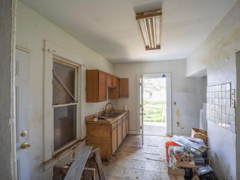 67 N Central Avenue , Columbus, OH 43222 Photo 8