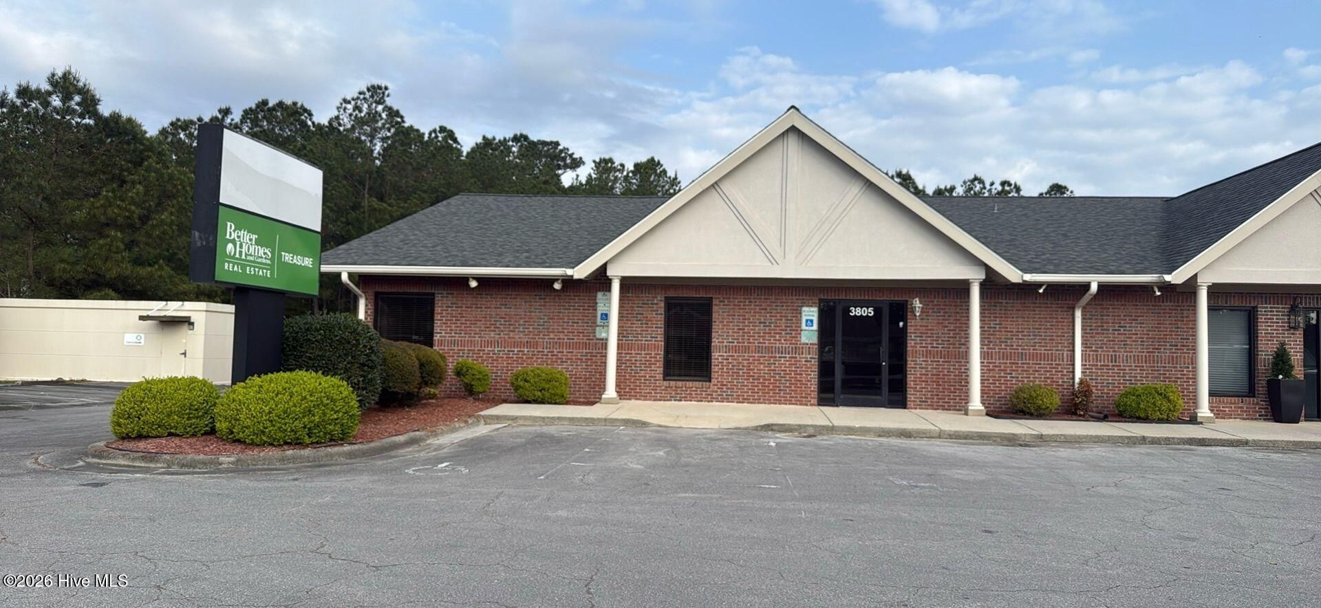 3805 Henderson Drive , Jacksonville, NC 28546 Main Photo