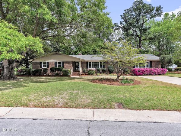 700 Clyde Drive, Jacksonville, NC 28540