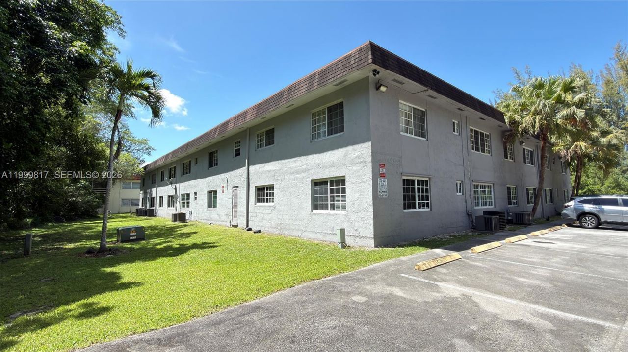 403 SW 148th Ave, Unit 3B, Pembroke Pines, FL 33027 Photo