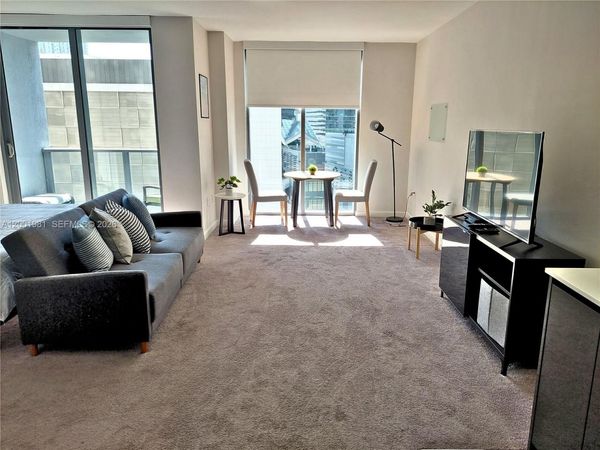 31 SE 6th St, Unit 1405, Miami, FL 33131