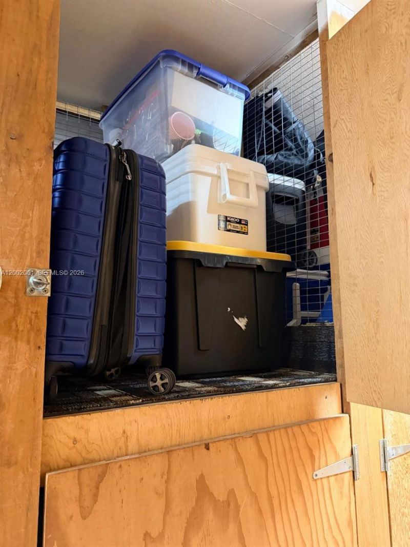 671 NE 195th St, Unit 208E, Miami, FL 33179 Photo