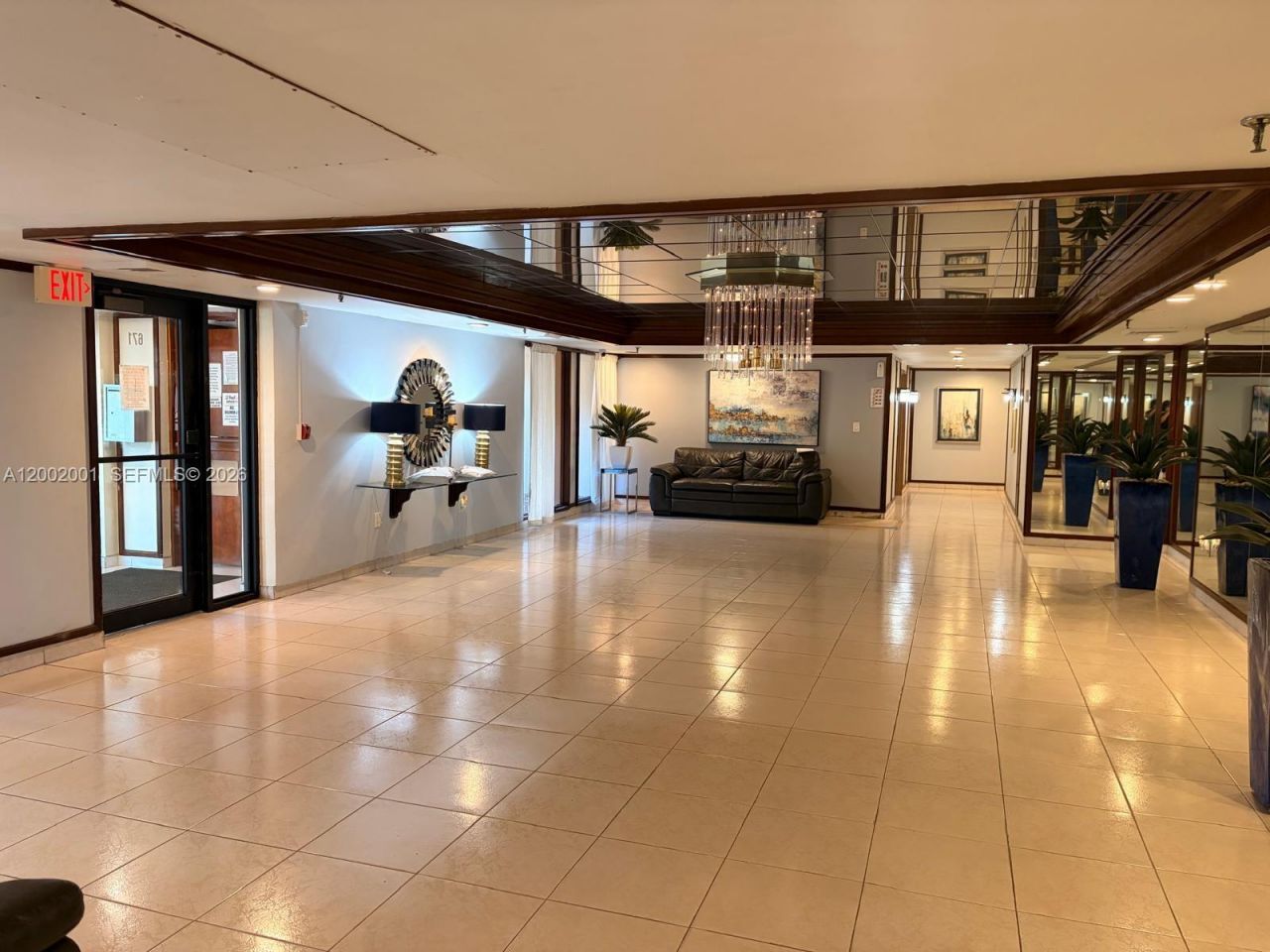 671 NE 195th St, Unit 208E, Miami, FL 33179 Photo