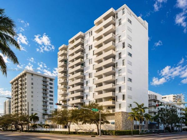 1331 Lincoln Rd, Unit 804, Miami Beach, FL 33139