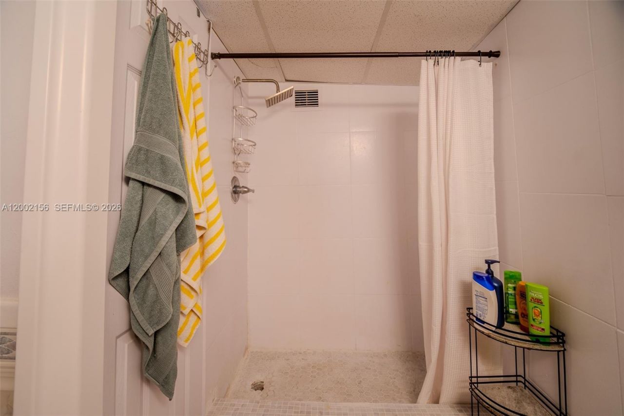 1331 Lincoln Rd, Unit 804, Miami Beach, FL 33139 Photo