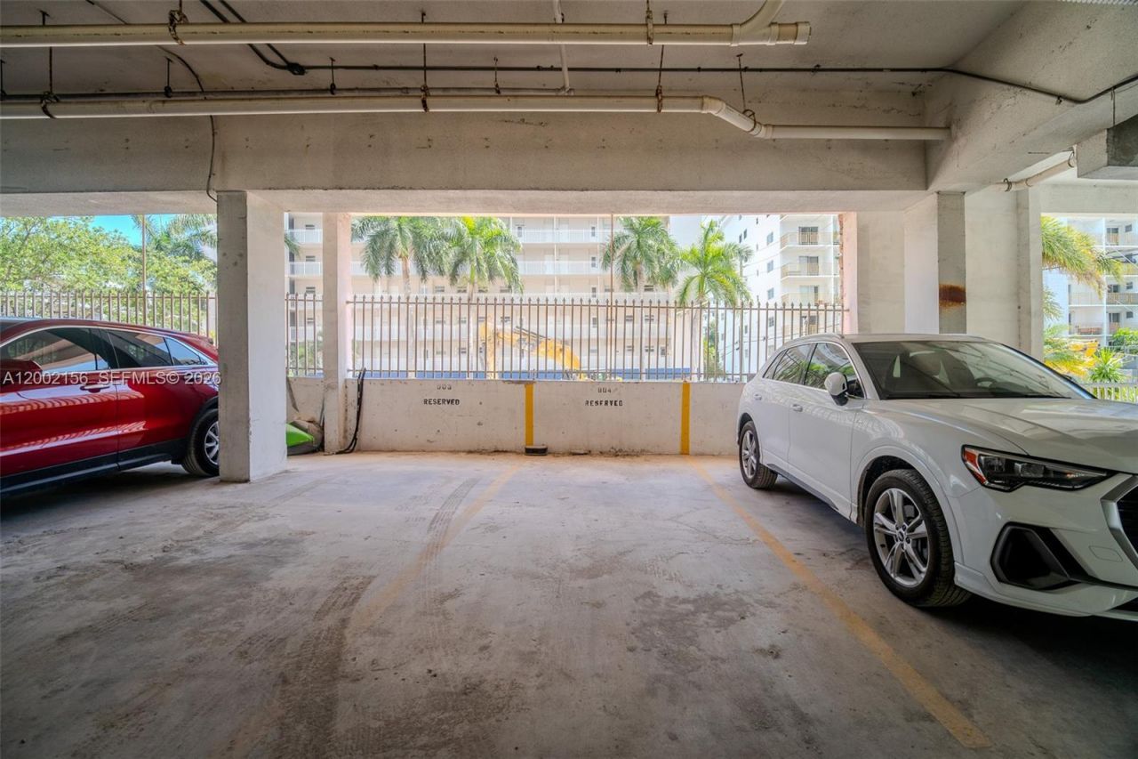 1331 Lincoln Rd, Unit 804, Miami Beach, FL 33139 Photo