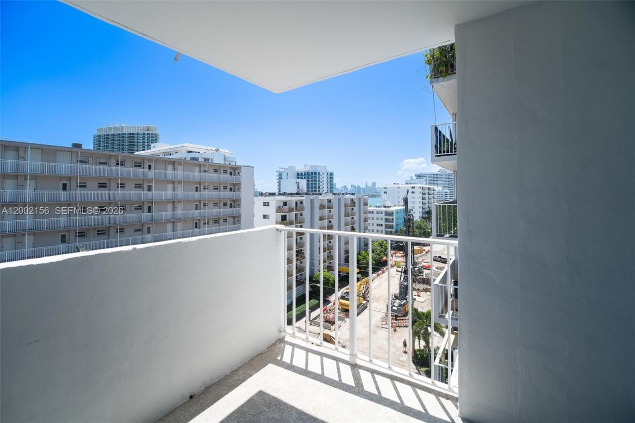 1331 Lincoln Rd, Unit 804, Miami Beach, FL 33139 Photo