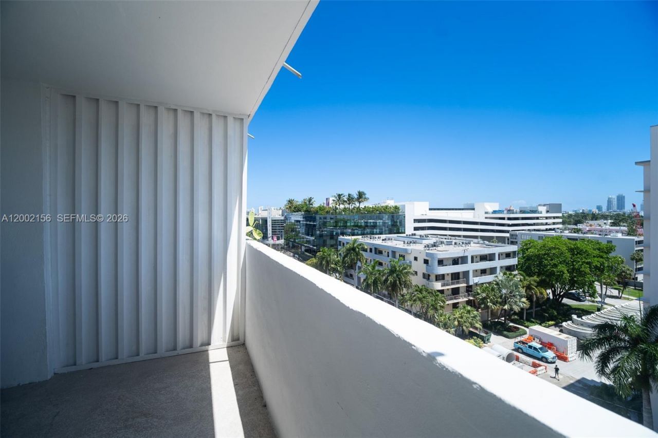 1331 Lincoln Rd, Unit 804, Miami Beach, FL 33139 Photo