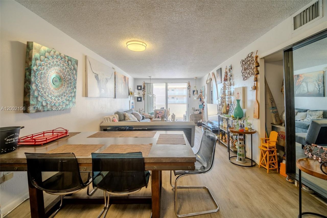 1331 Lincoln Rd, Unit 804, Miami Beach, FL 33139 Photo