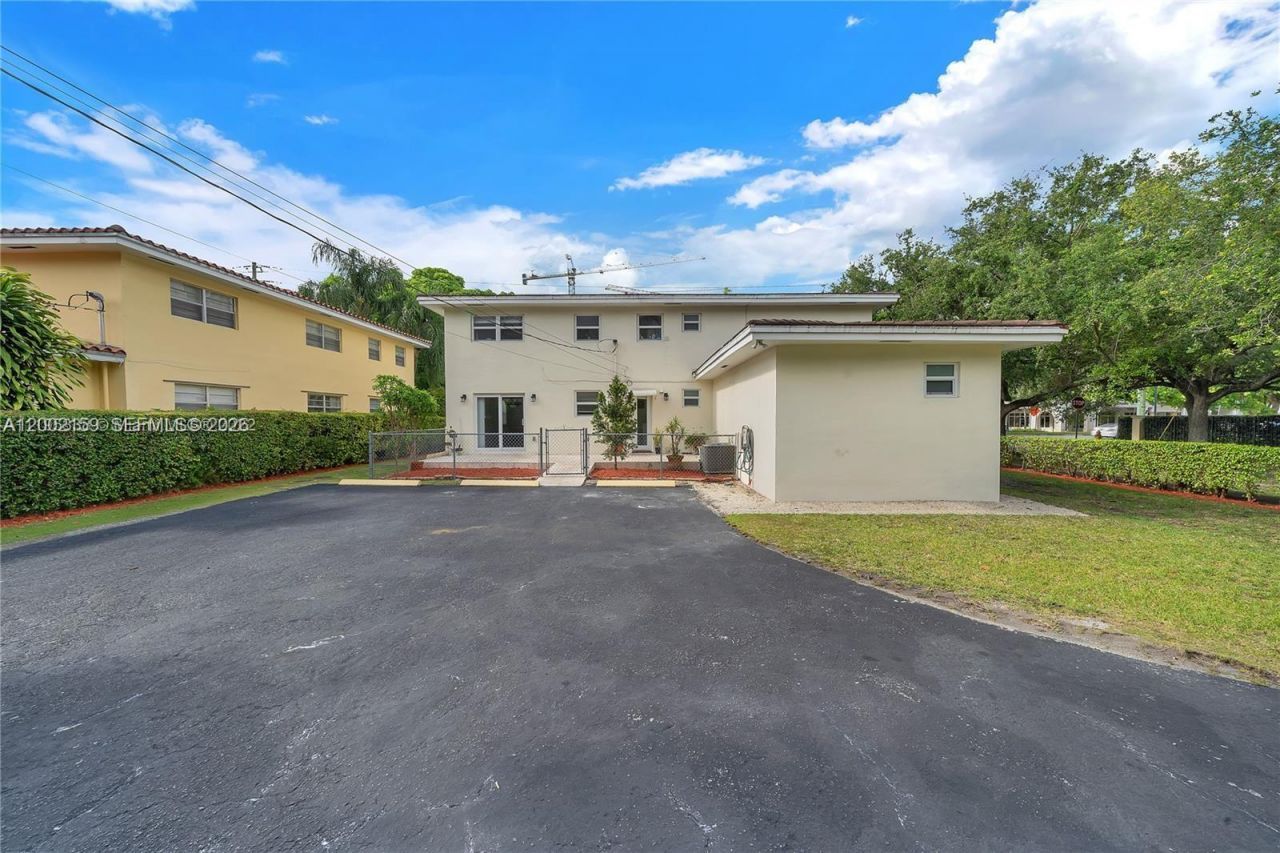 247 Bird Rd, Unit -, Coral Gables, FL 33146 Photo