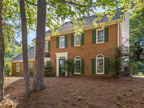 4150 Woodlark Court NE, Roswell, GA 30075