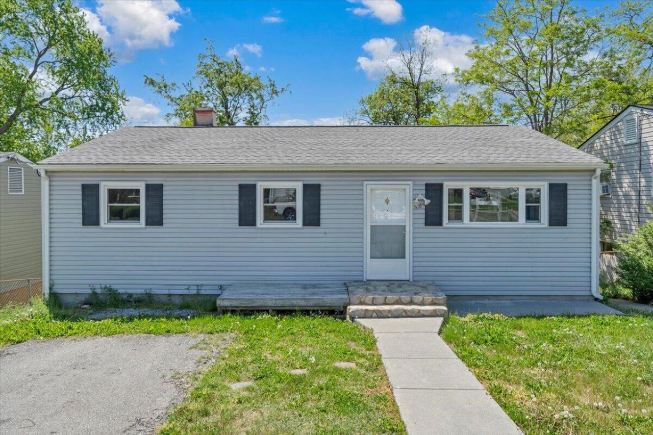 4230 Moomaw Ave Nw, Roanoke, VA 24017 Main Photo