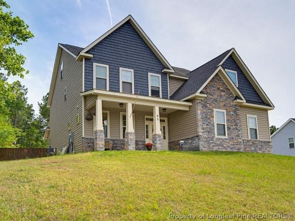90 Countryside Drive , Lillington, NC 27546