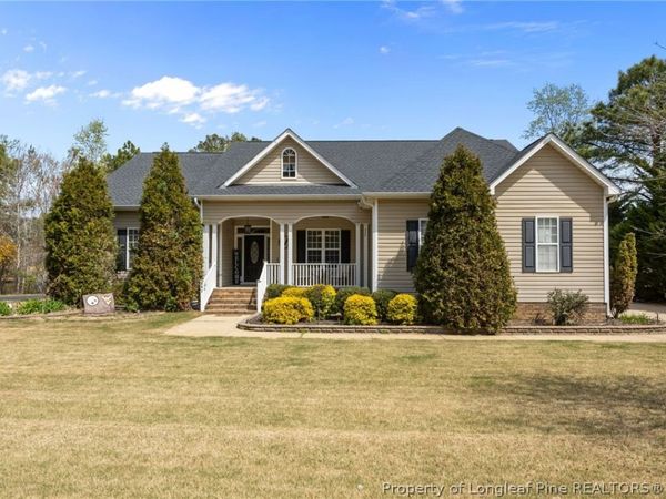 887 Coachman Way , Sanford, NC 27332